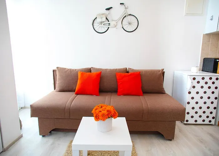 Apartment Silver Tree